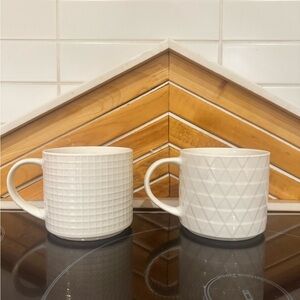 🌙3 for $20🌙All white textured stacking mugs - 2pc